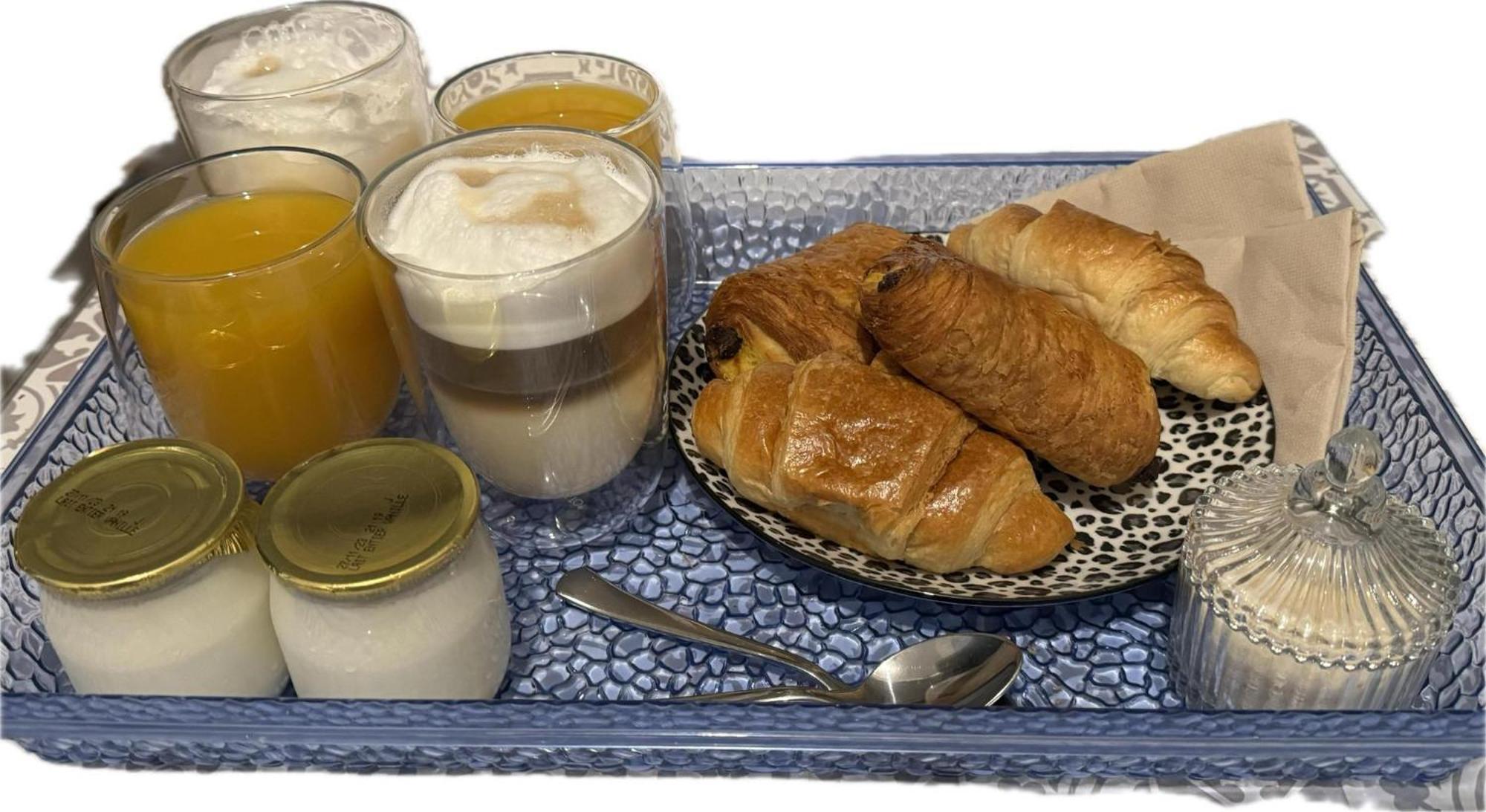 Near Castle Of Versailles Cozy Room With Breakfast And Parking 外观 照片
